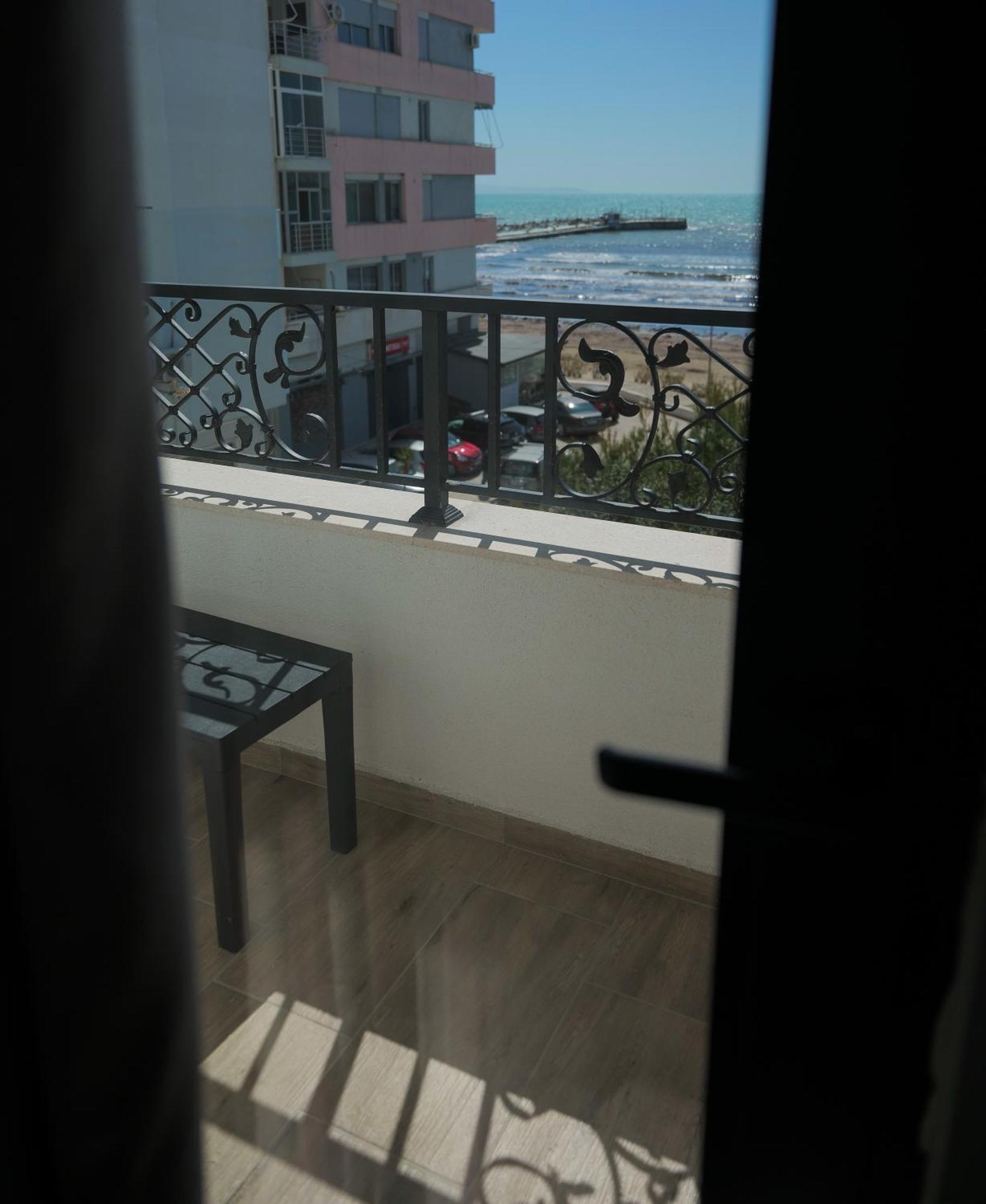 Afa Hotel Дуррес Экстерьер фото