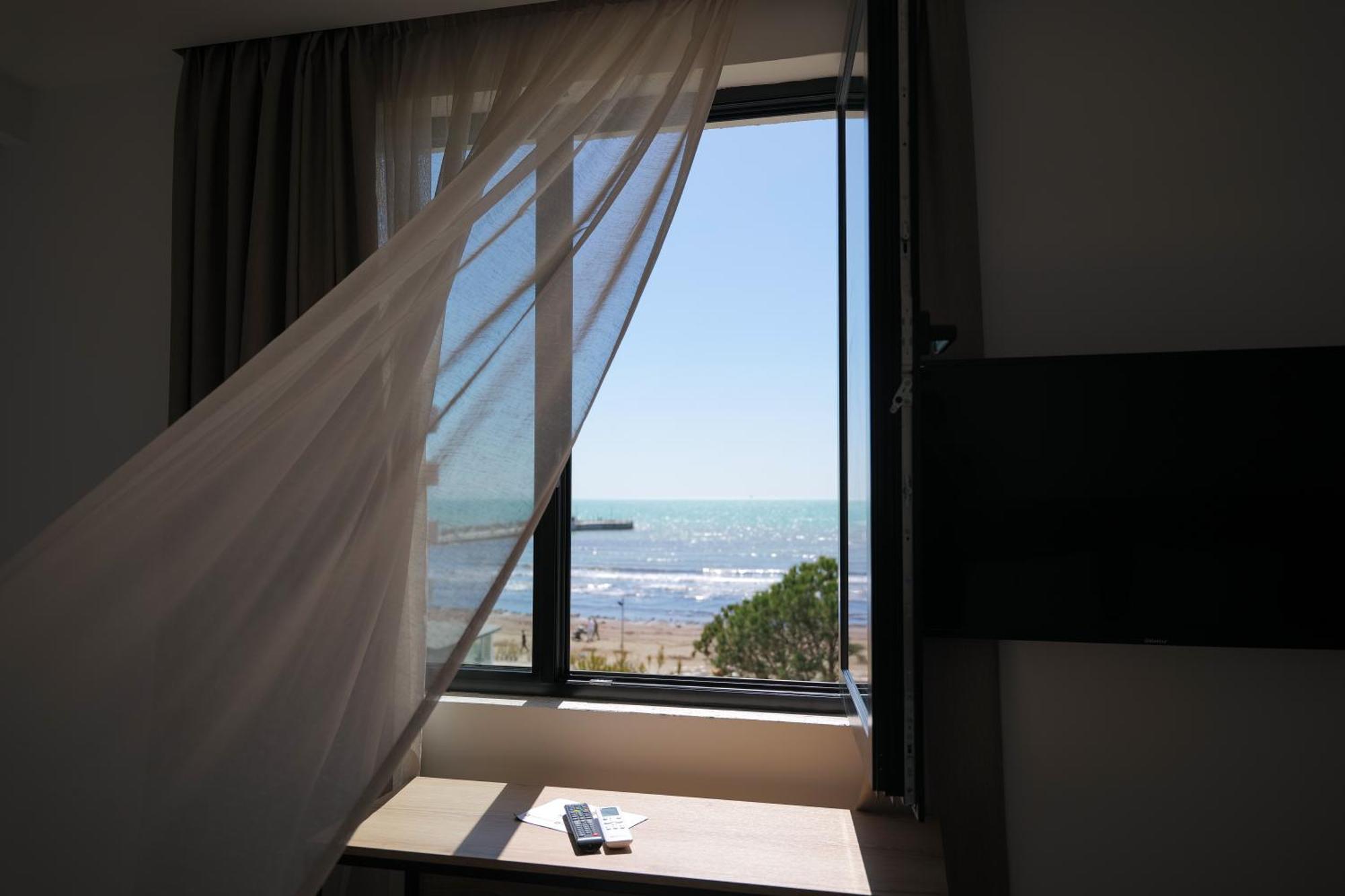 Afa Hotel Дуррес Экстерьер фото